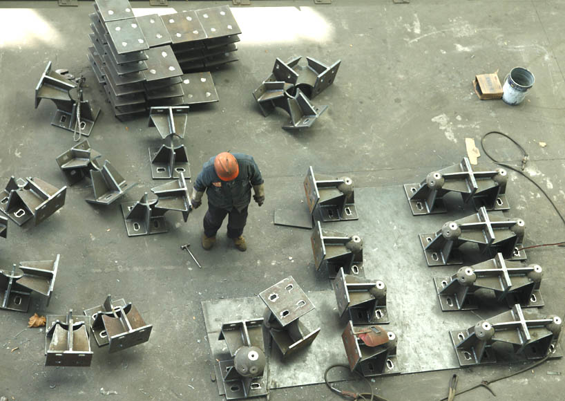 平谷煤棚网架双向支座